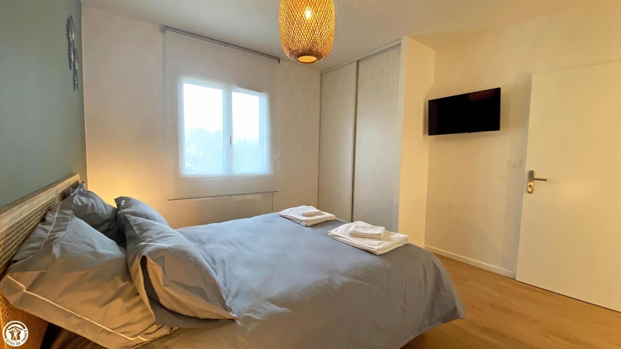 Breakislebed 3 Maisons Chu Limoges エクステリア 写真