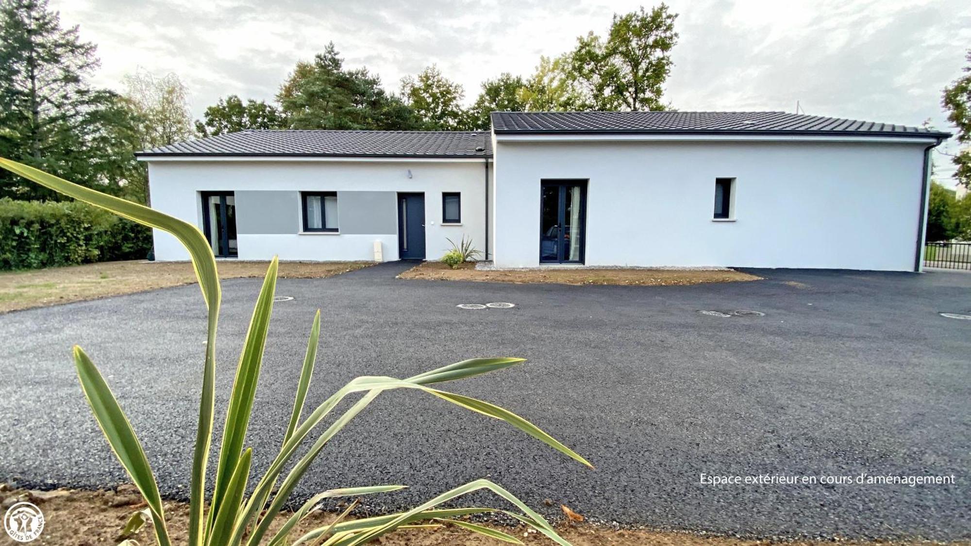 Breakislebed 3 Maisons Chu Limoges エクステリア 写真