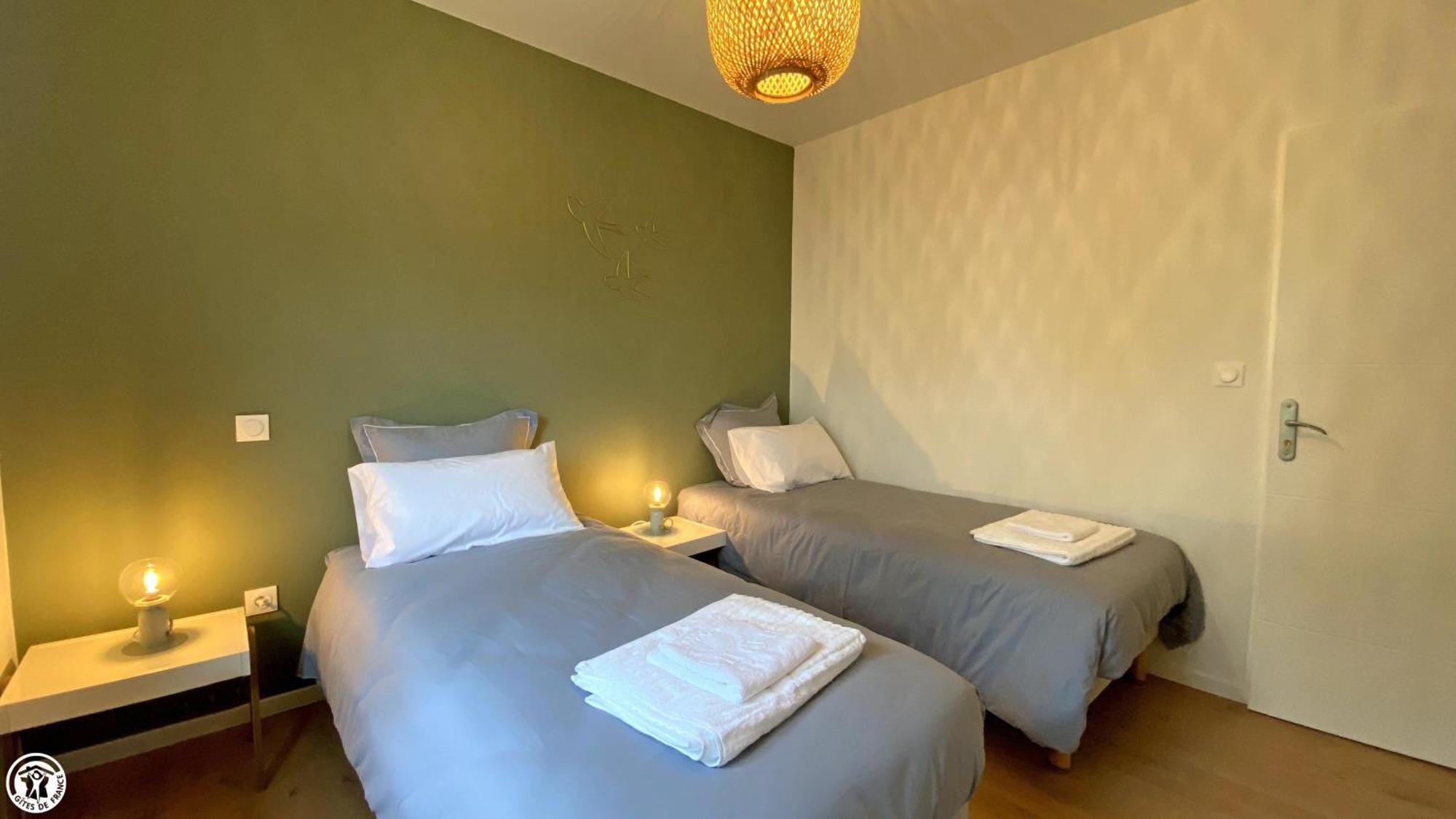 Breakislebed 3 Maisons Chu Limoges エクステリア 写真