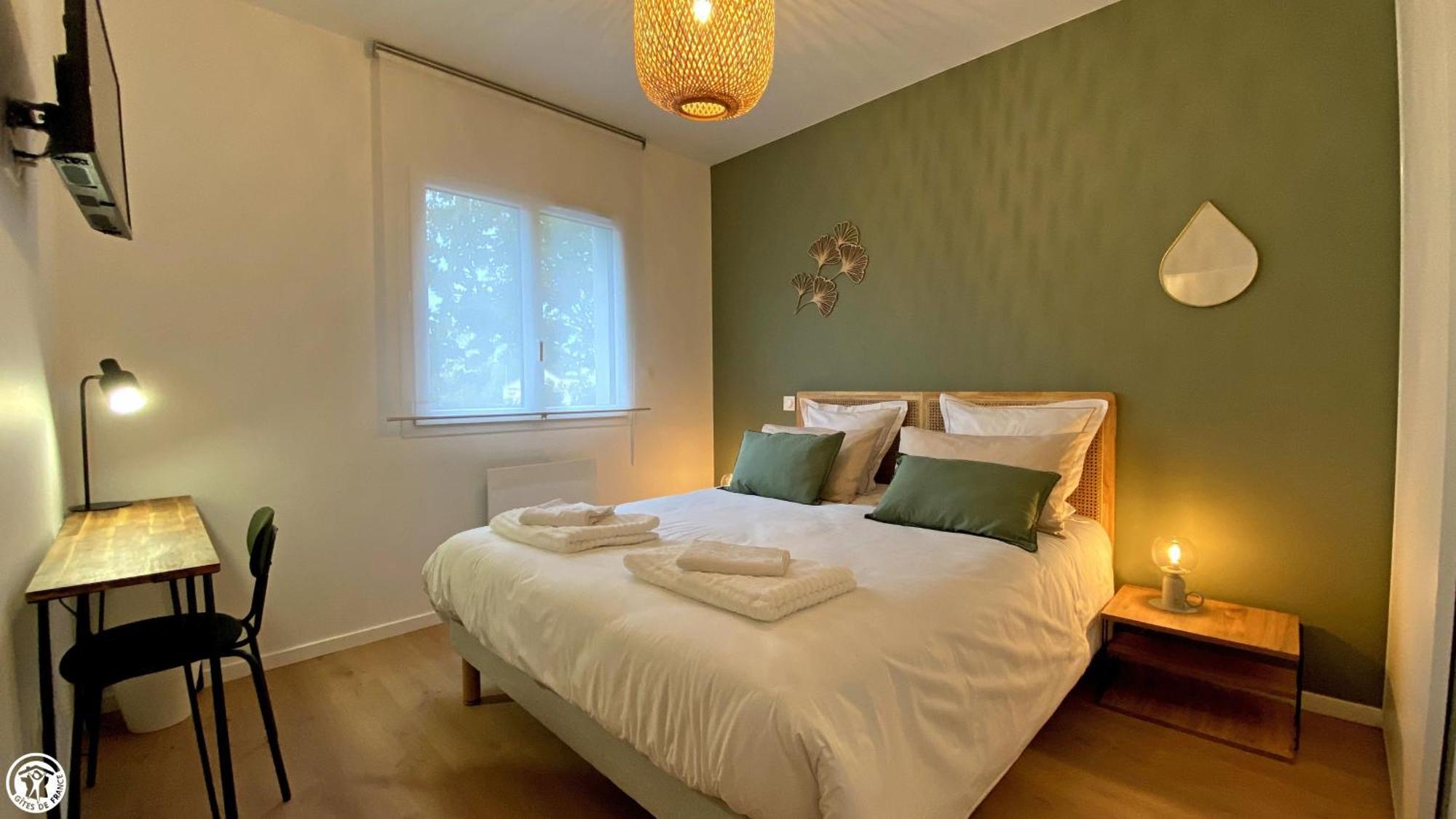 Breakislebed 3 Maisons Chu Limoges エクステリア 写真
